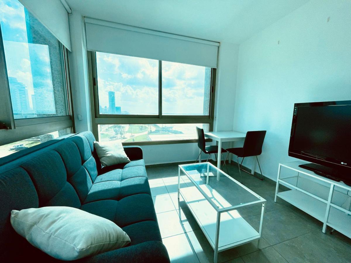 C Tower Apartments Netanya Eksteriør bilde