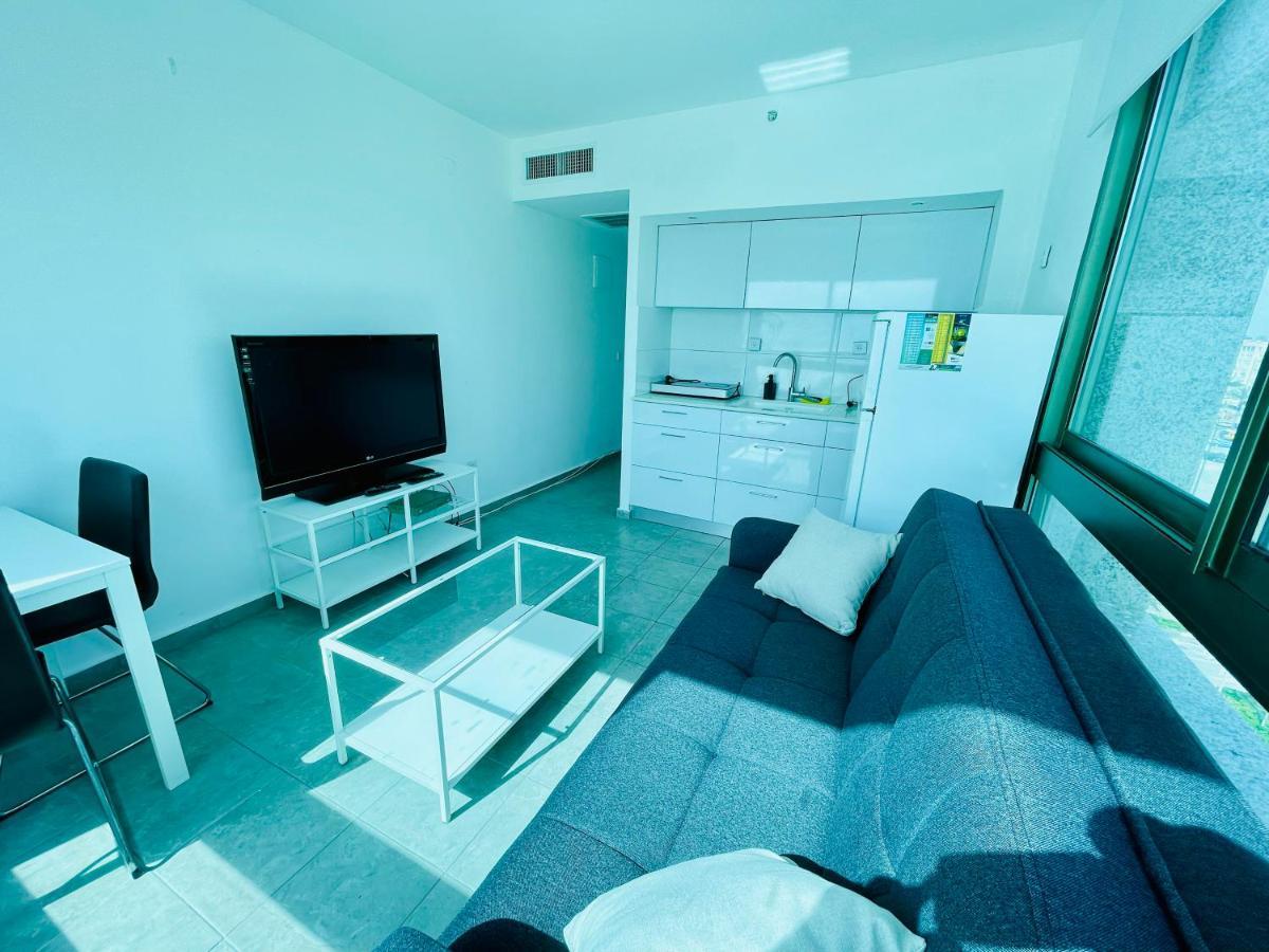 C Tower Apartments Netanya Eksteriør bilde