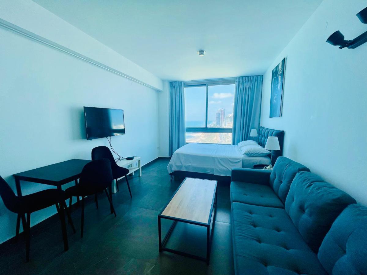C Tower Apartments Netanya Eksteriør bilde