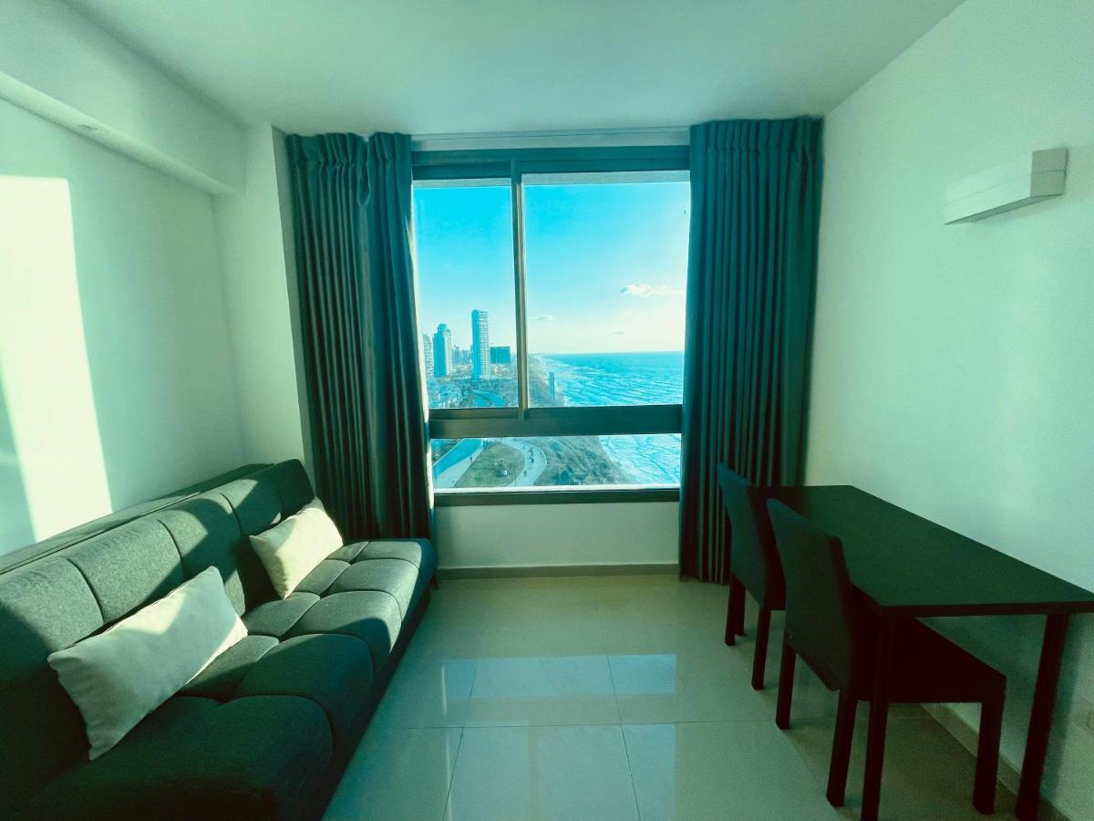 C Tower Apartments Netanya Eksteriør bilde