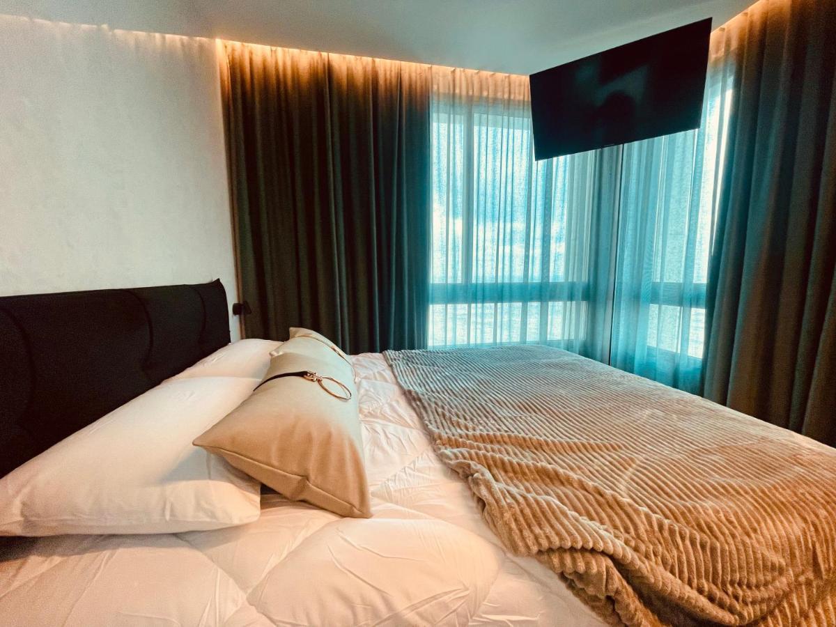 C Tower Apartments Netanya Eksteriør bilde