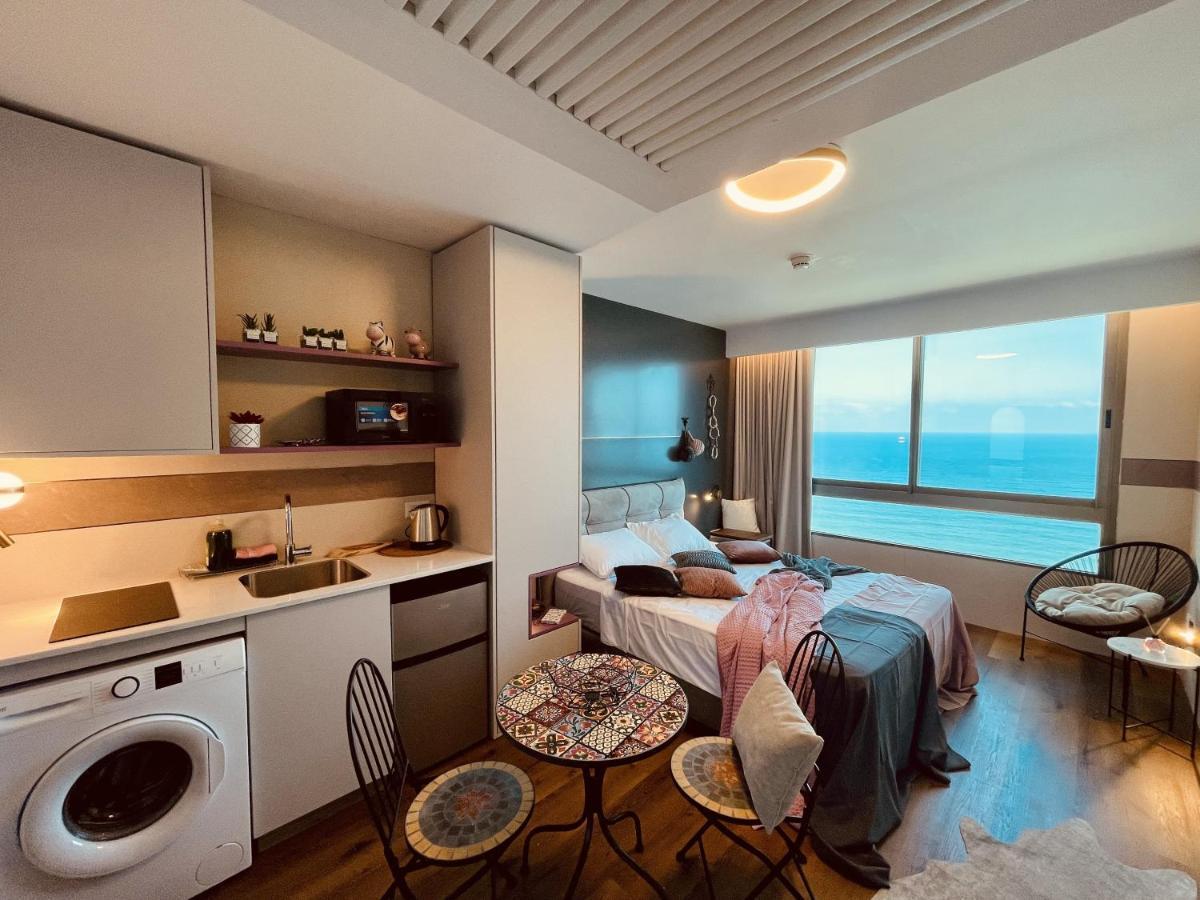 C Tower Apartments Netanya Eksteriør bilde