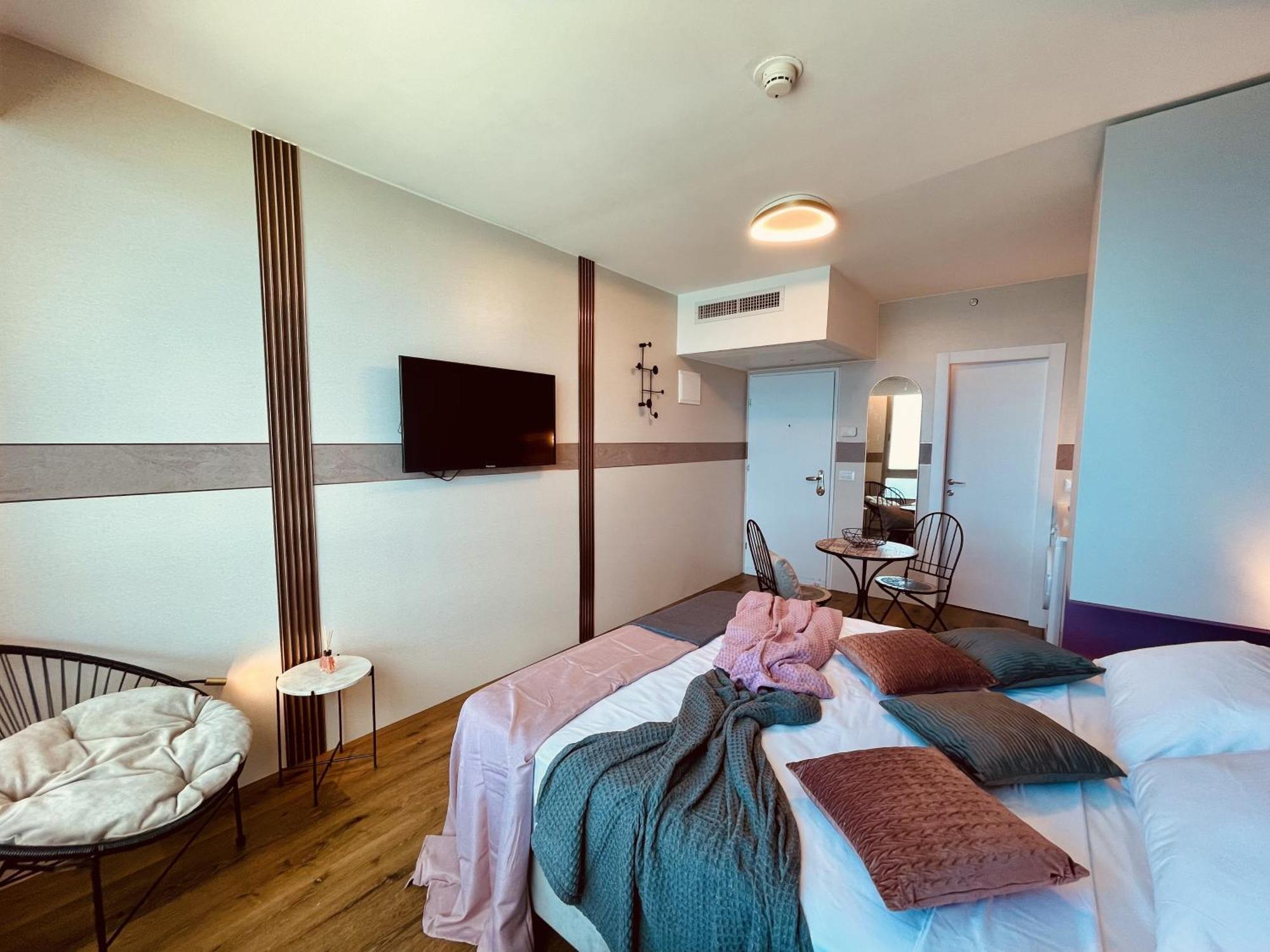 C Tower Apartments Netanya Eksteriør bilde