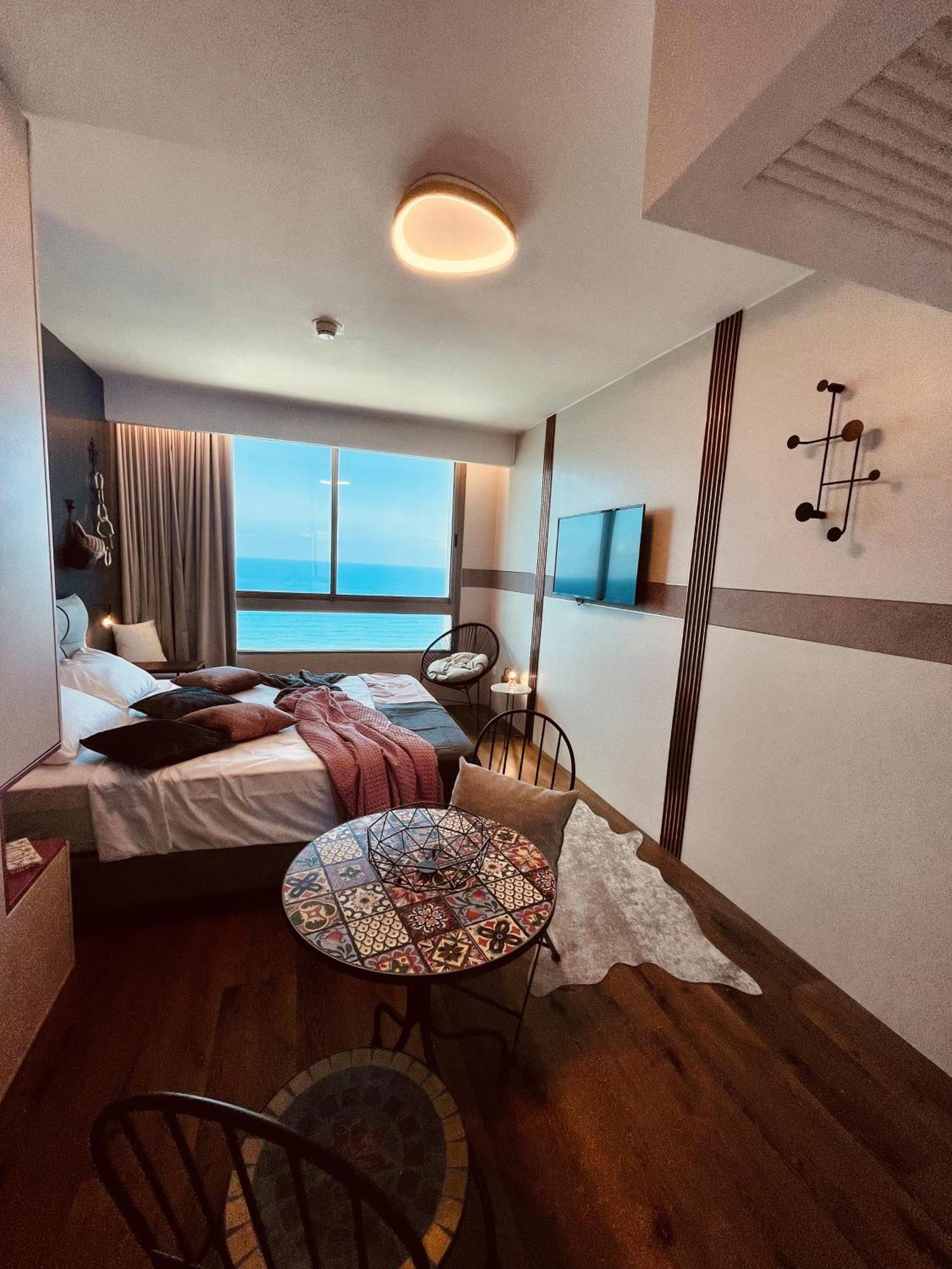 C Tower Apartments Netanya Eksteriør bilde