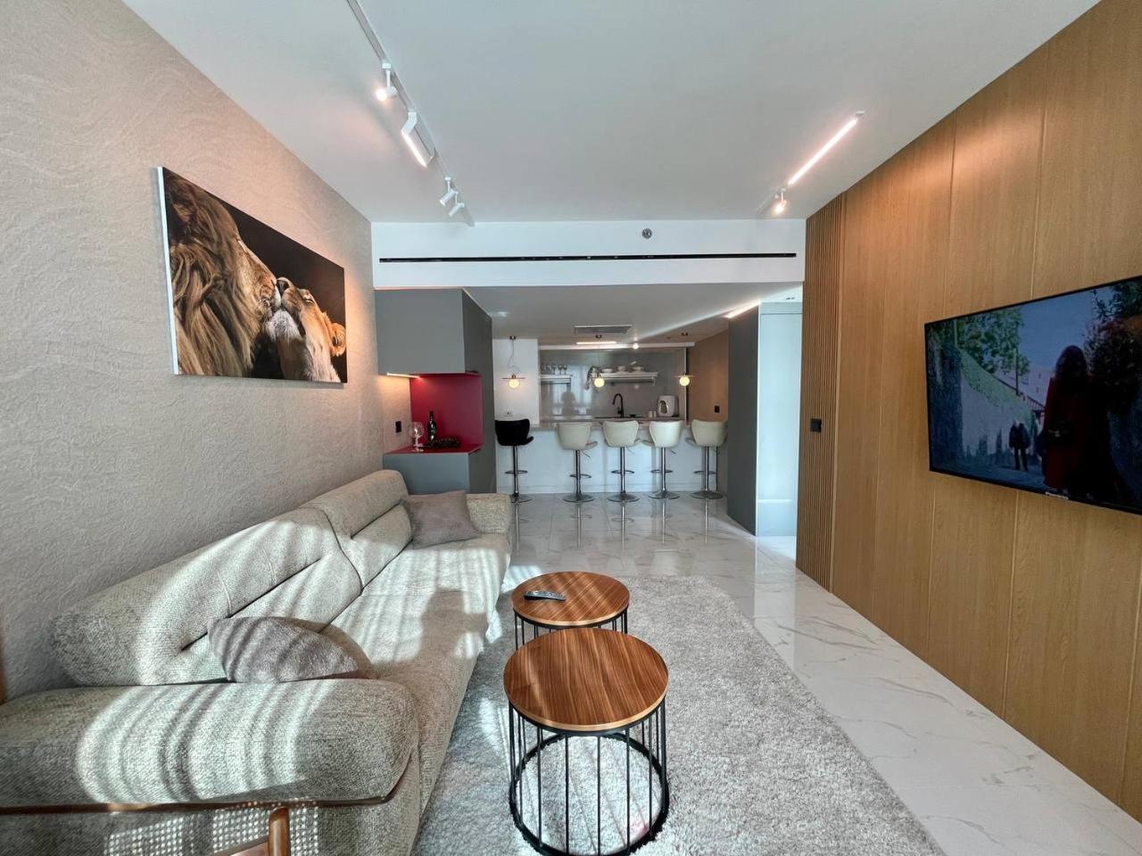 C Tower Apartments Netanya Eksteriør bilde
